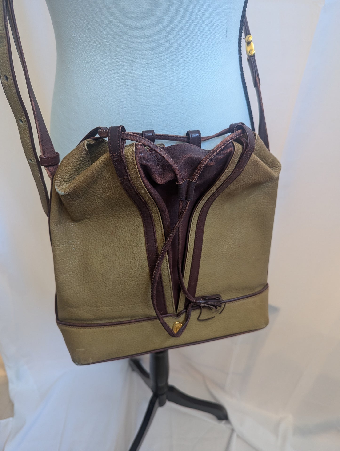 Cartier Vintage Trinity Tan and Burgandy Bucket Bag
