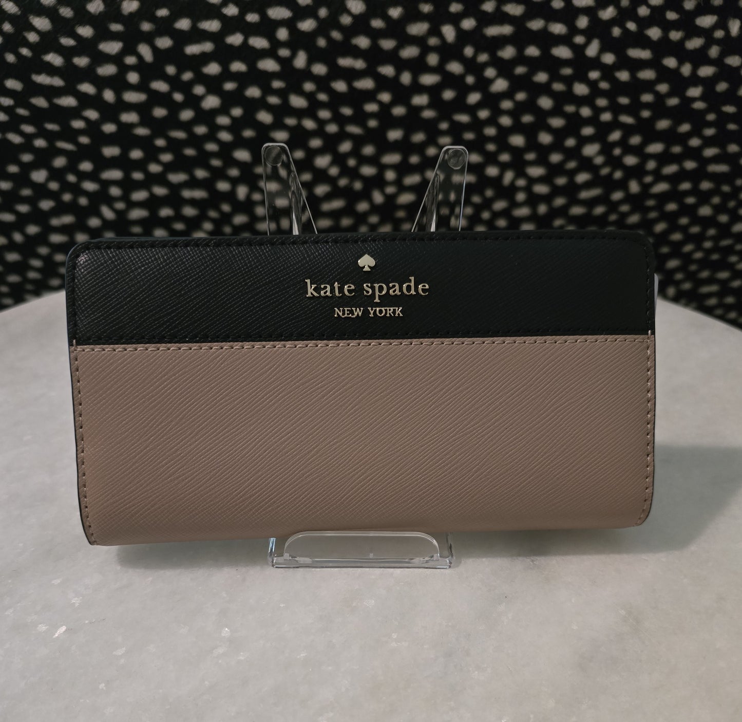 Kate Spade Madison Large Slim Bifold Black/Tan Wallet - NEW