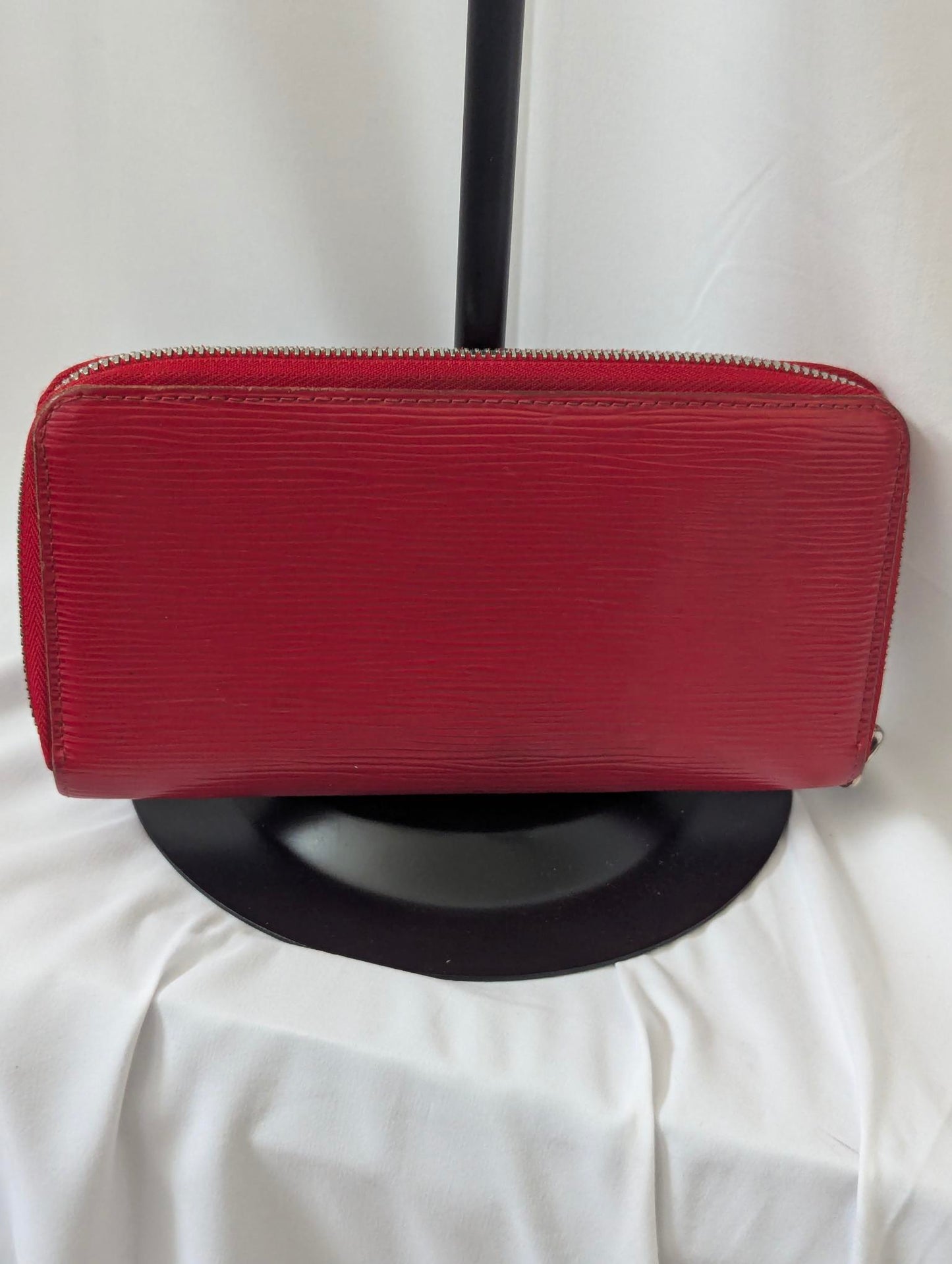 Louis Vuitton Epi Red Zippy Wallet