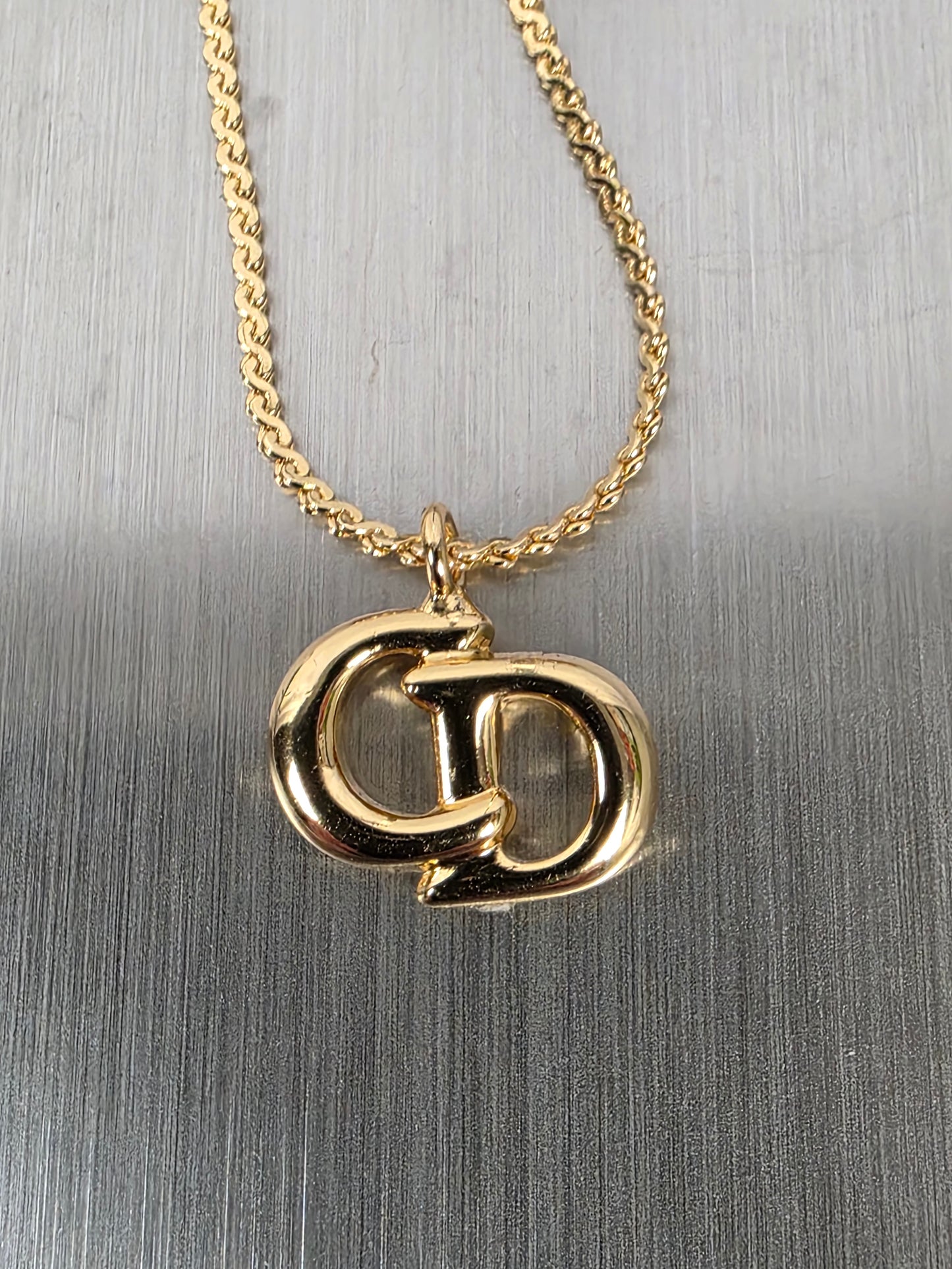 CHRISTIAN DIOR GOLD BRACELET