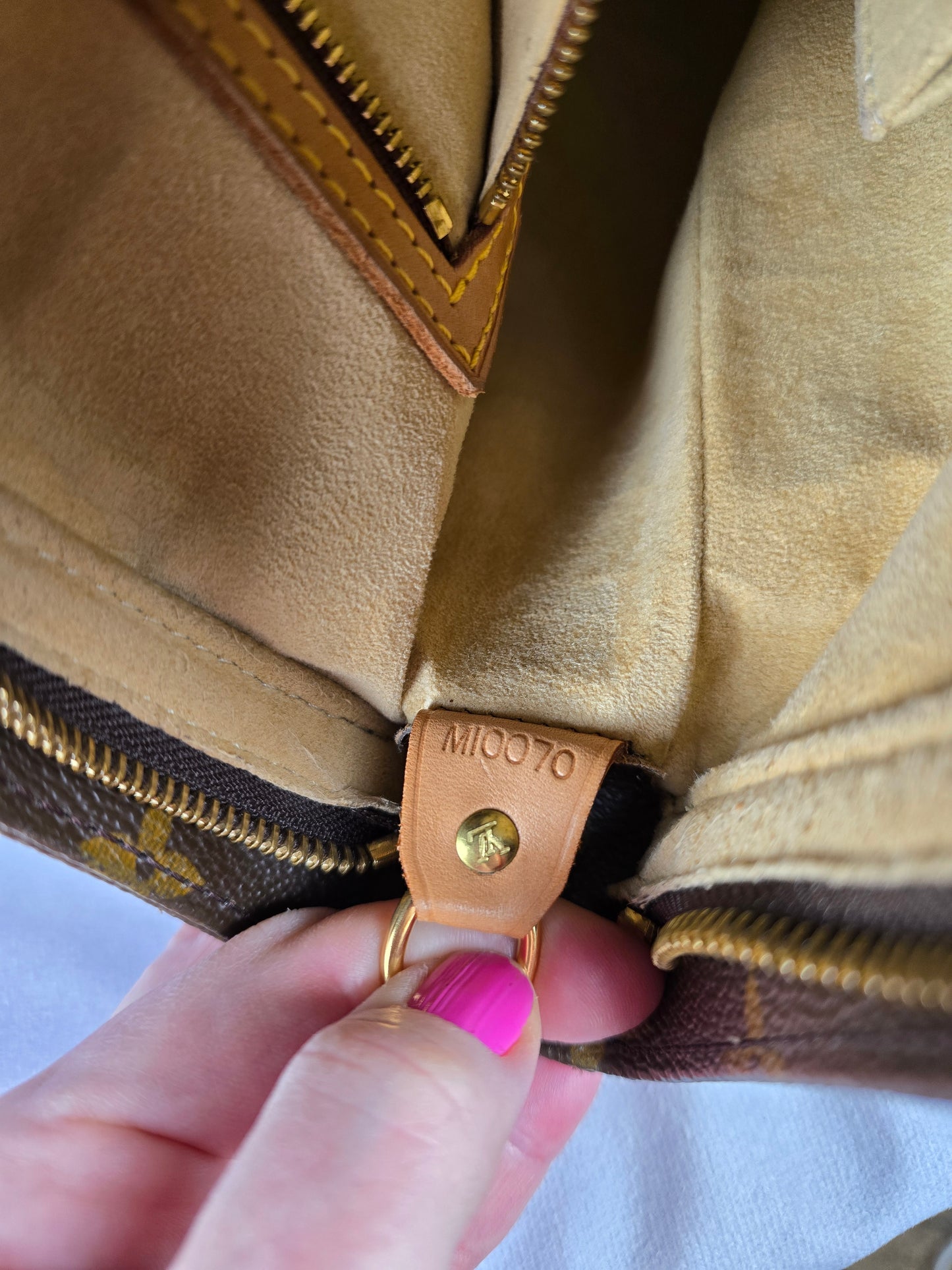 Louis Vuitton Vintage Looping GM Shoulder Bag