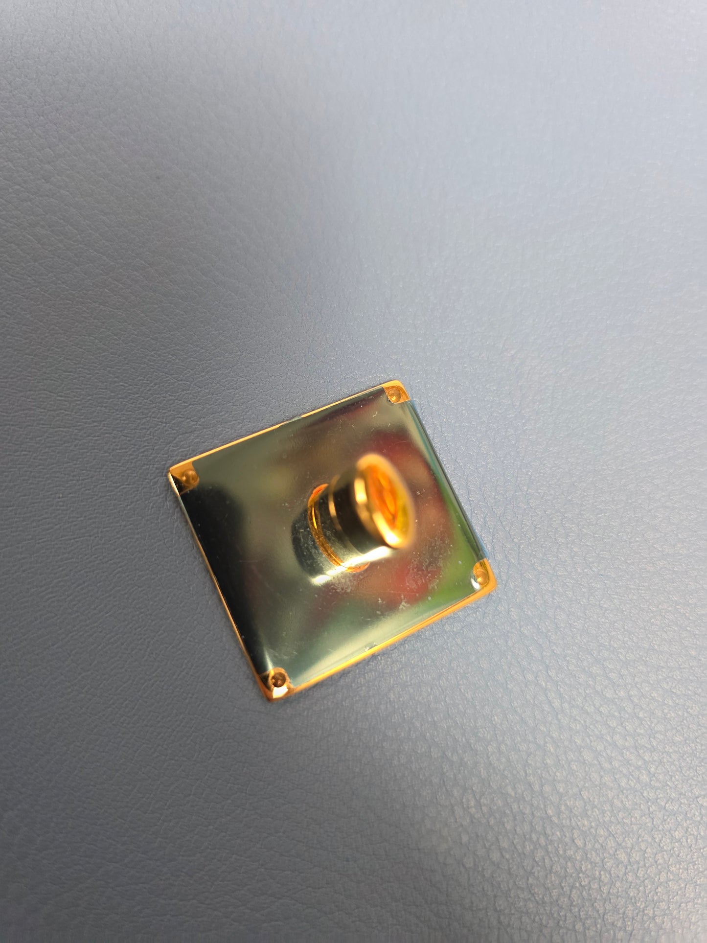 LOUIS VUITTON LOCKME MM BLEUTE CALFSKIN SHOULDER BAG