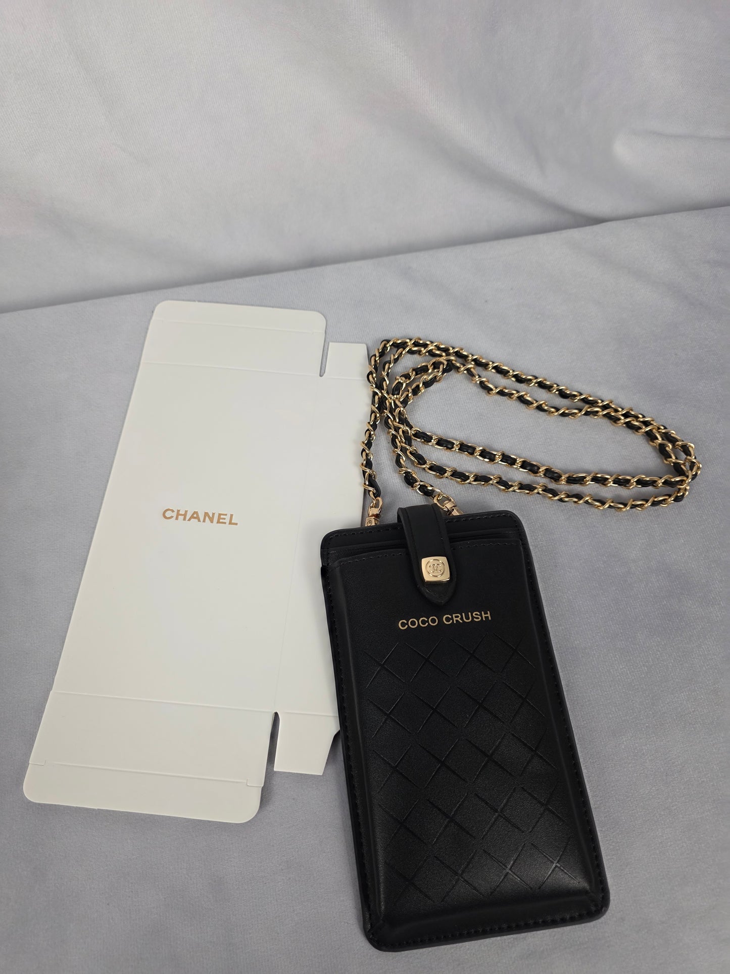 CHANEL COCO CRUSH BLACK PHONE BAG - GWP