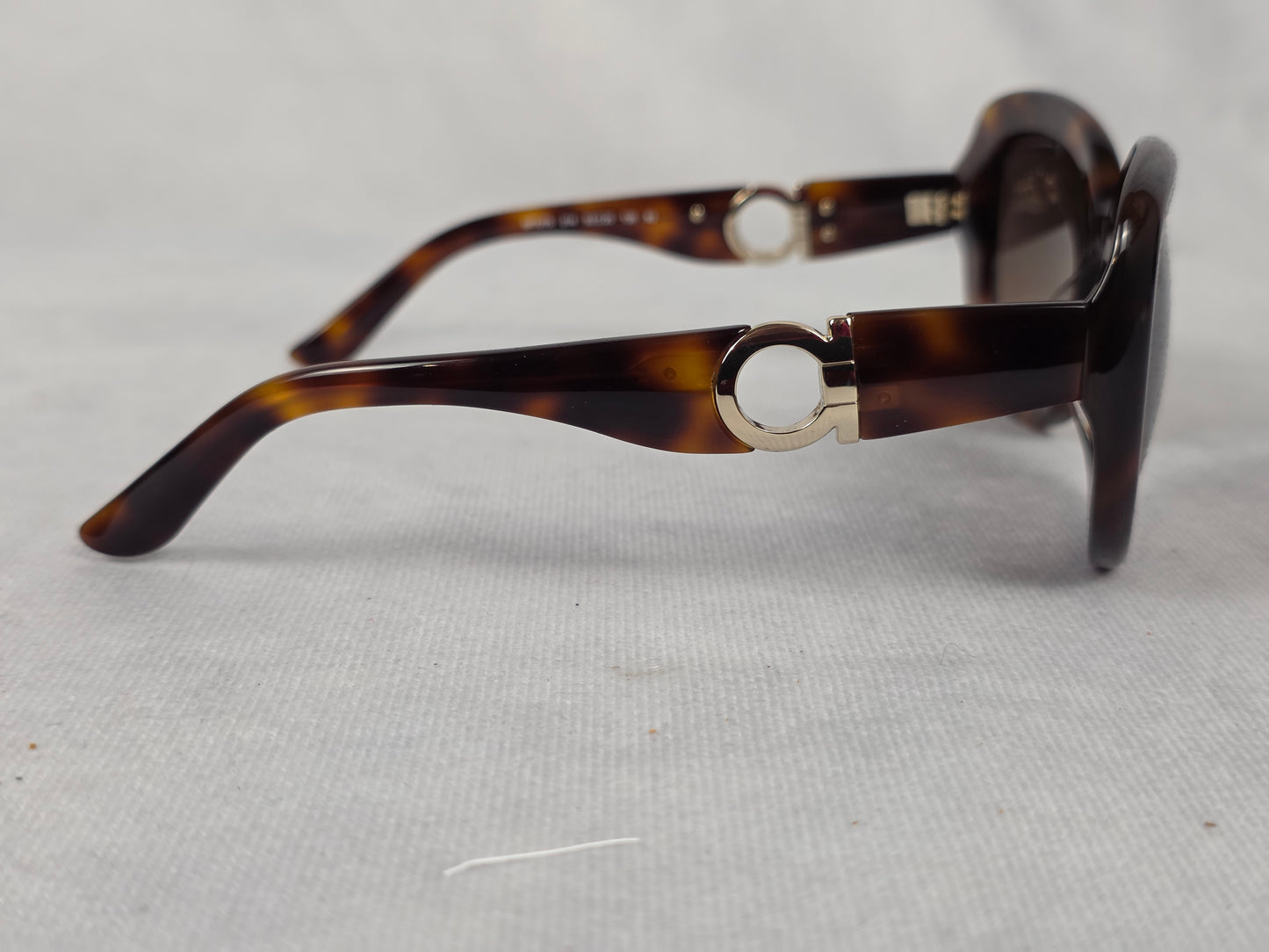 FERRAGAMO TORTOISE SHELL SUNGLASSES