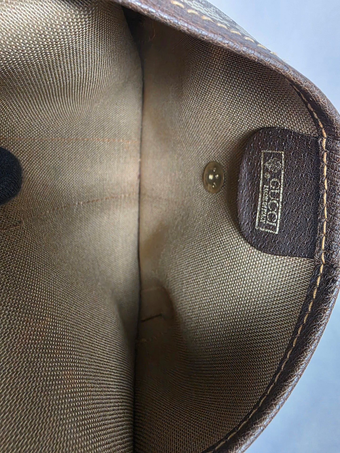 Gucci Vintage GG Supreme Sherry Line Pouch