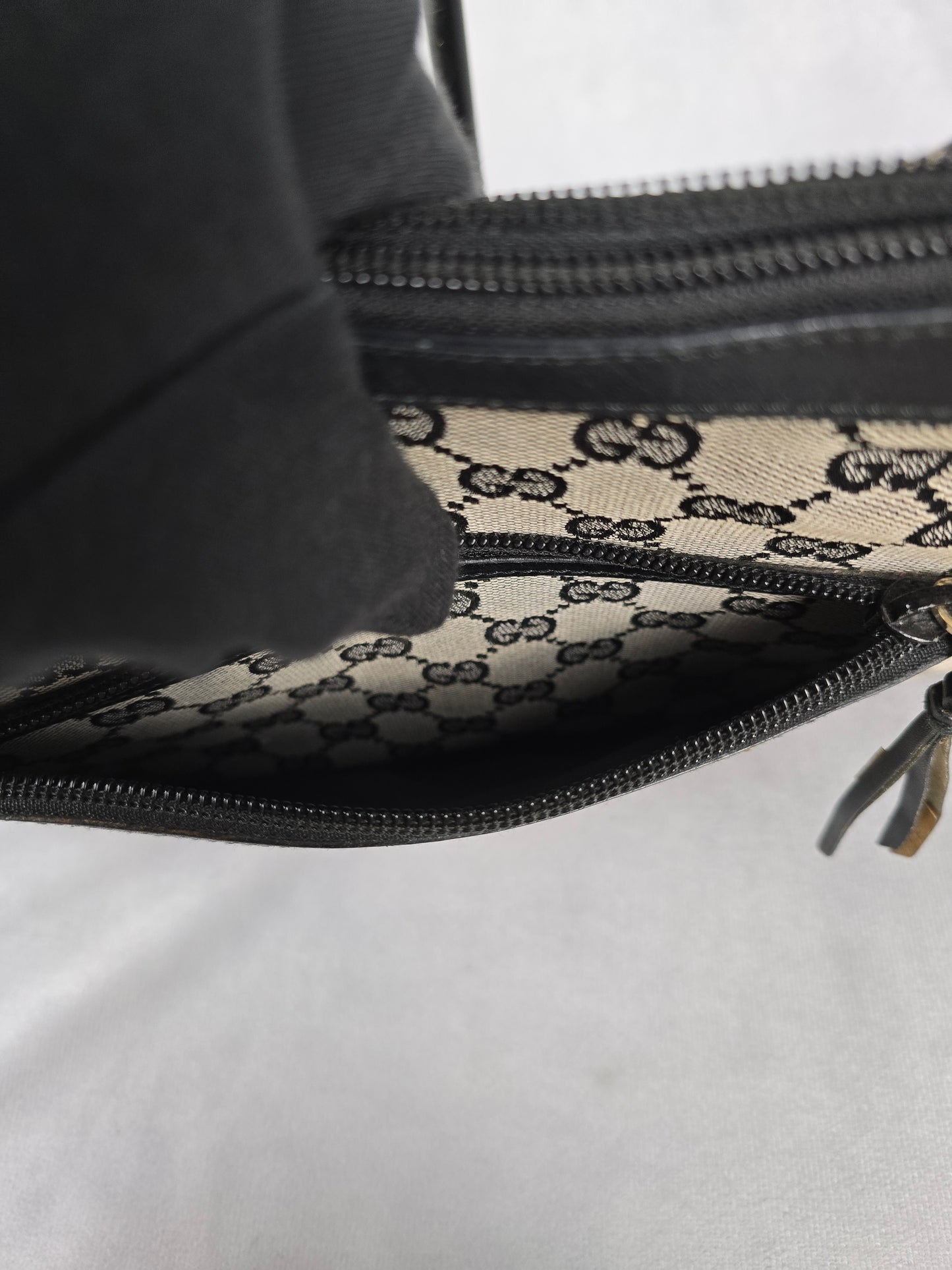 Gucci Vintage GG Beige Canvas with Black Leather One-Shoulder Bag