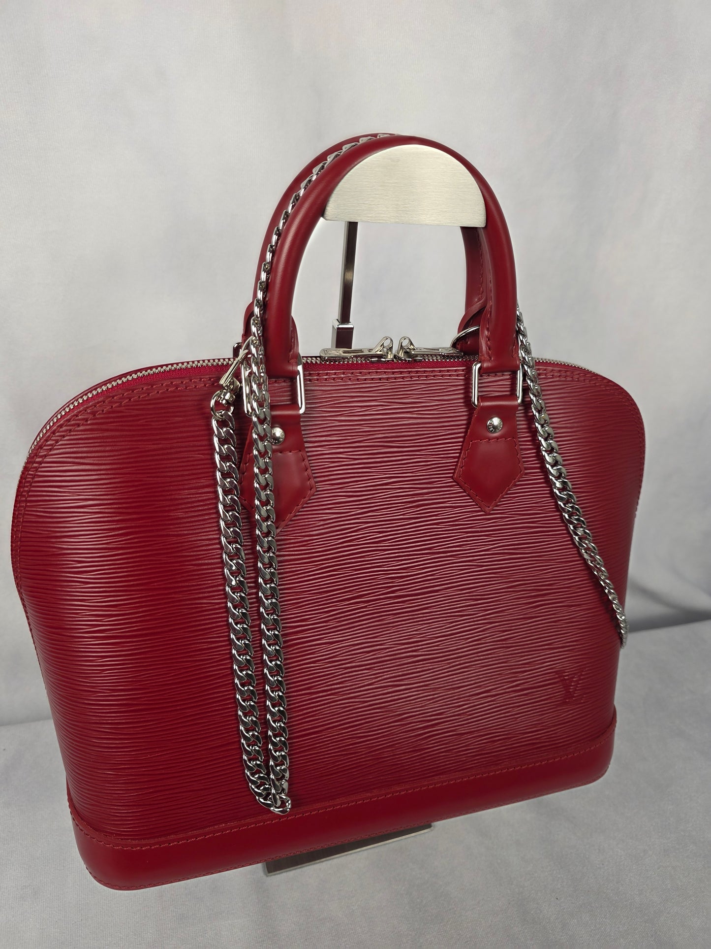 Louis Vuitton Red Epi Alma PM