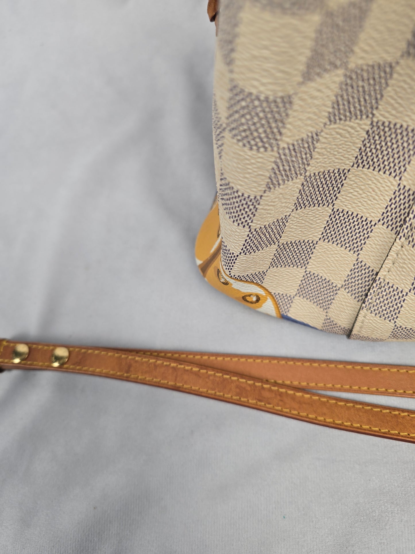 Louis Vuitton NeoNoe Limited Edition Damier Summer Trunk