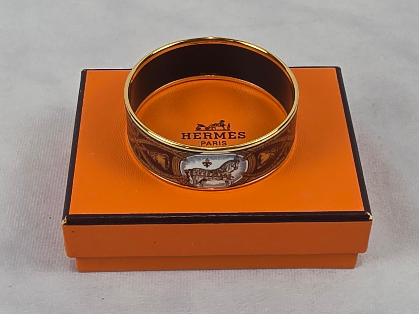 Hermès Grand Apparat Wide Printed Enamel Bangle Bracelet - Size 7 1/2