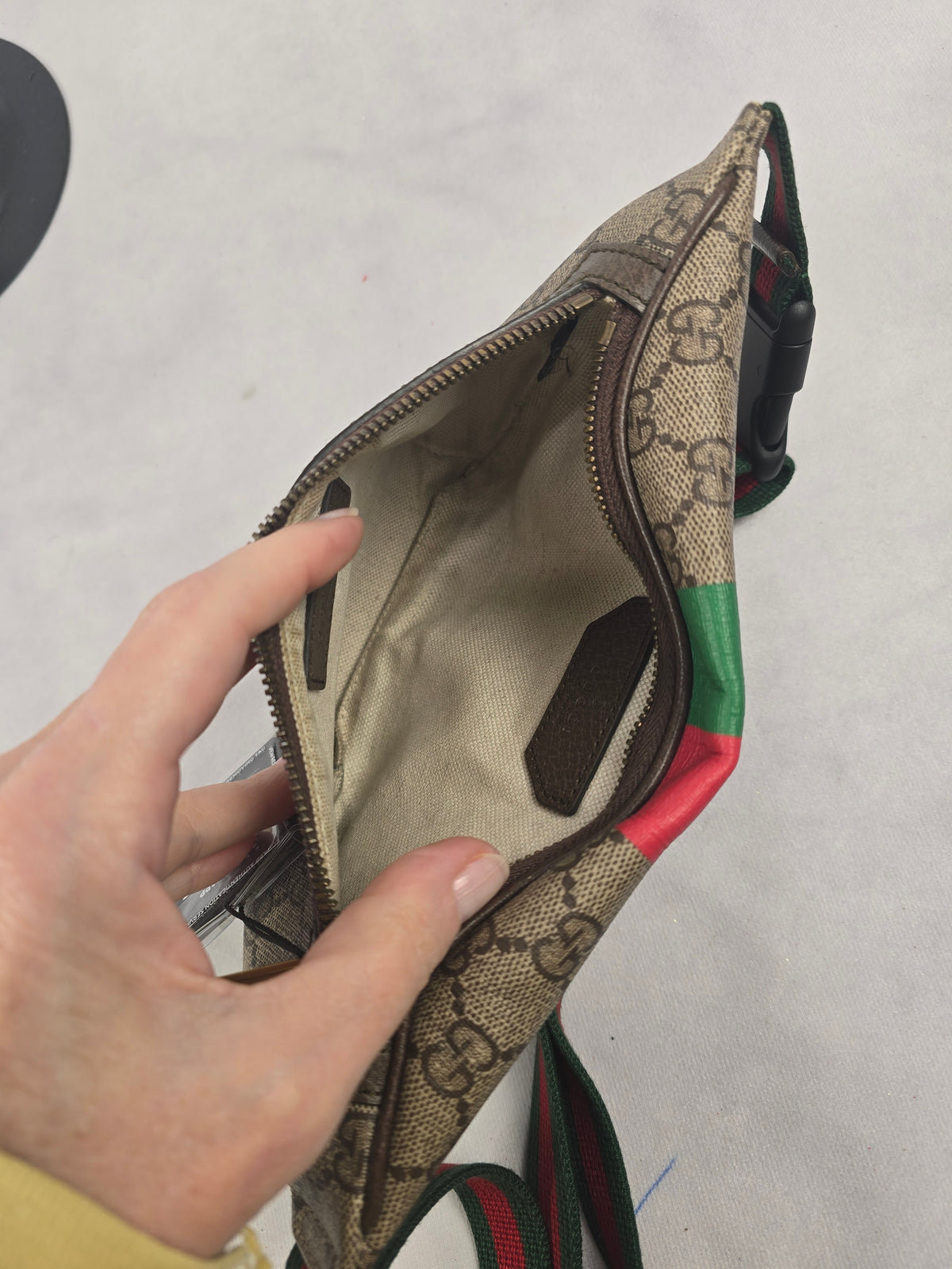 Gucci Tiger GG Supreme Belt Bag