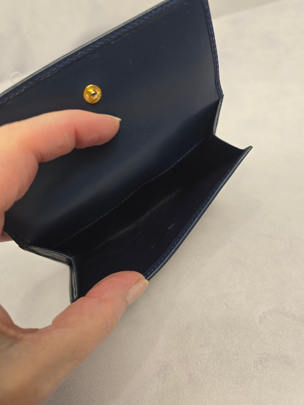 Gucci Vintage Navy Blue Leather Bifold Wallet