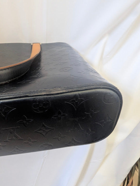 Louis Vuitton Black Mat Wilwood Bag 2 Front Pockets