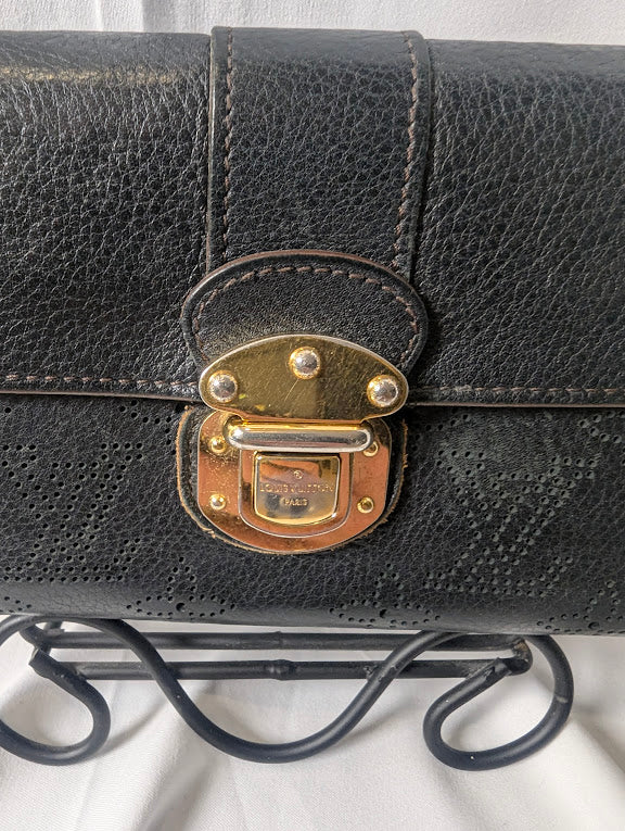 Louis Vuitton Mahina Black Gold Lock Style