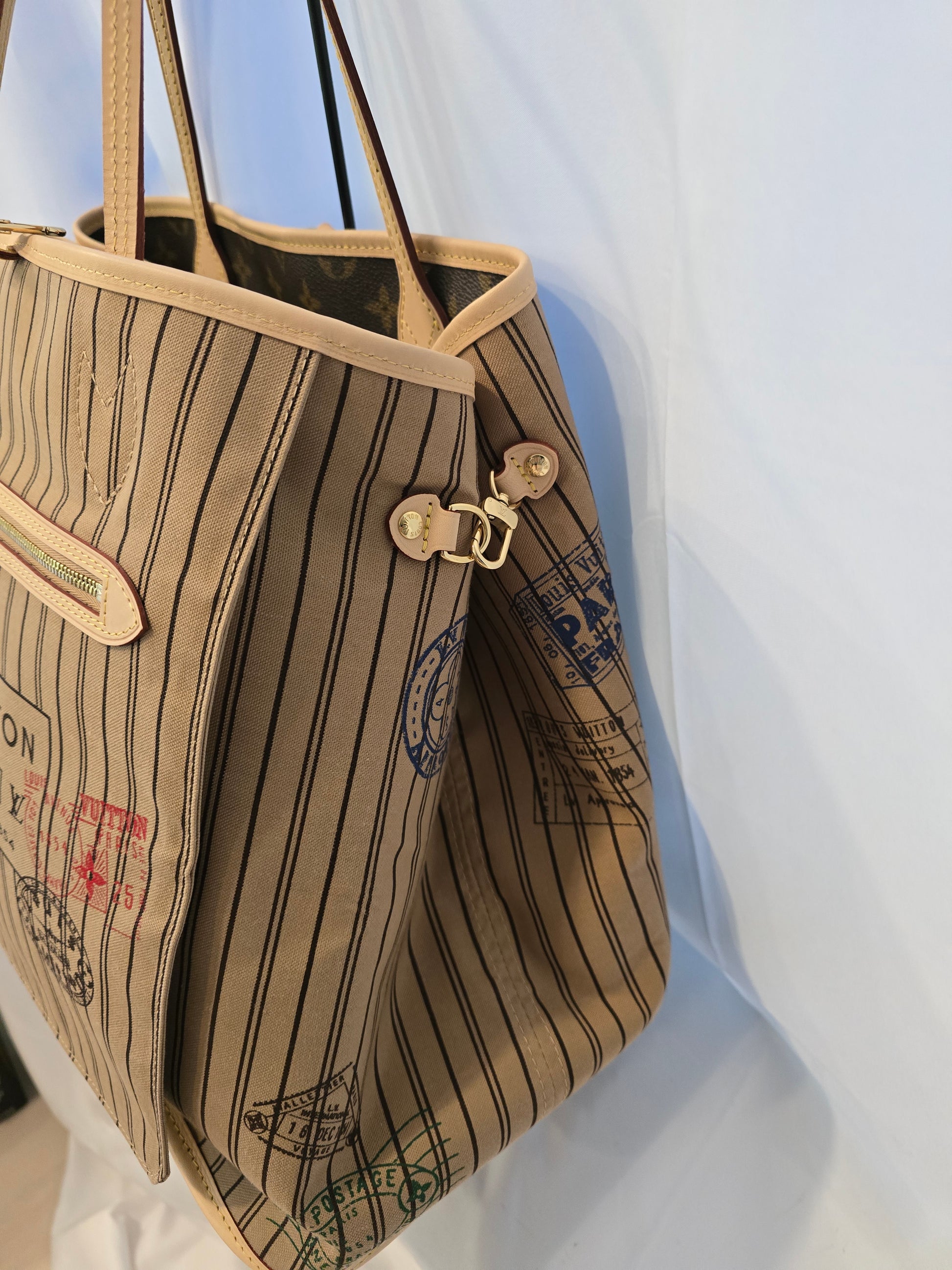 Louis Vuitton Neverfull Inside Out GM BEI (Large Tan Print