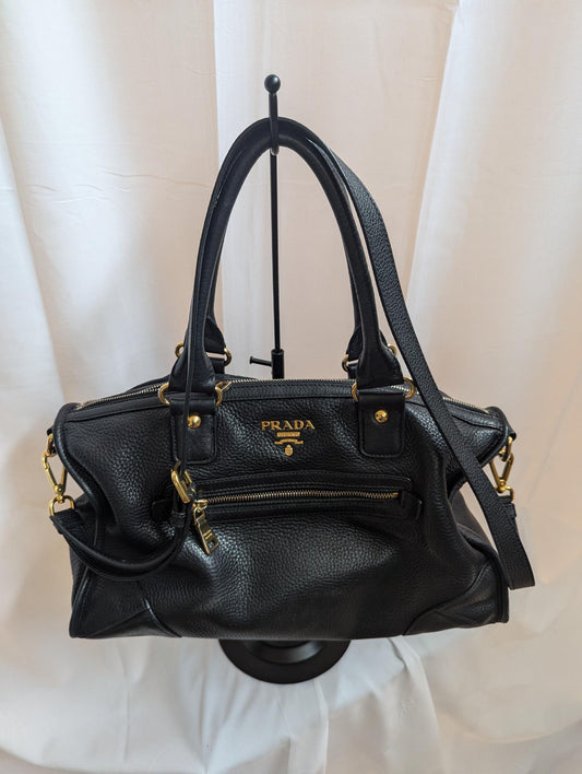 Prada SAC A MAIN PRADA VITELLO BL0805 EN CUIR GRAINE NOIR BANDOULIERE HAND BAG (Basic Black Bag)