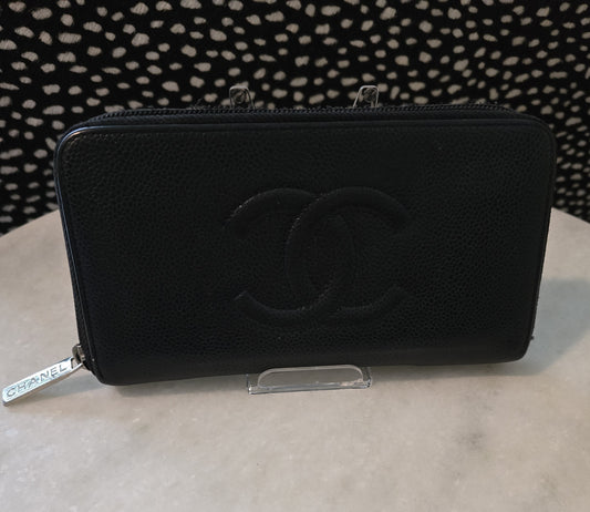 CHANNEL Black Caviar Zipper Wallet W/ Box