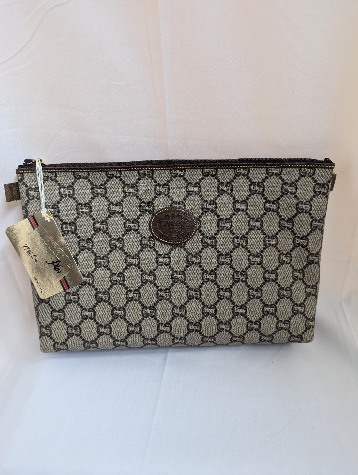 Gucci Plus 1970s Pouch with Tags