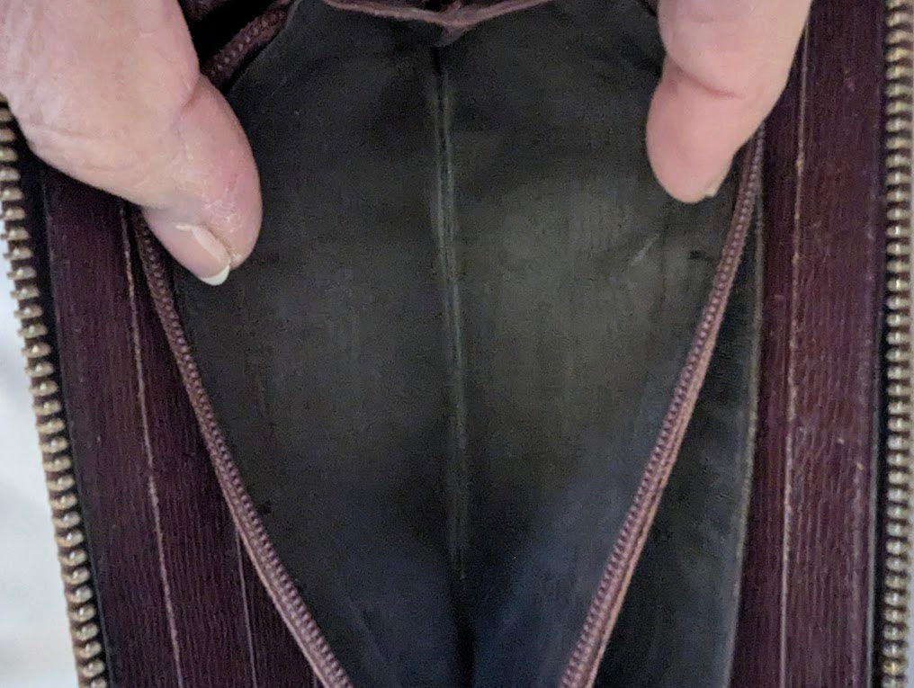 Gucci Pink Hearts Zip Around Wallet
