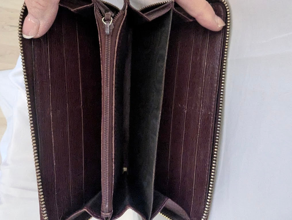 Gucci Pink Hearts Zip Around Wallet