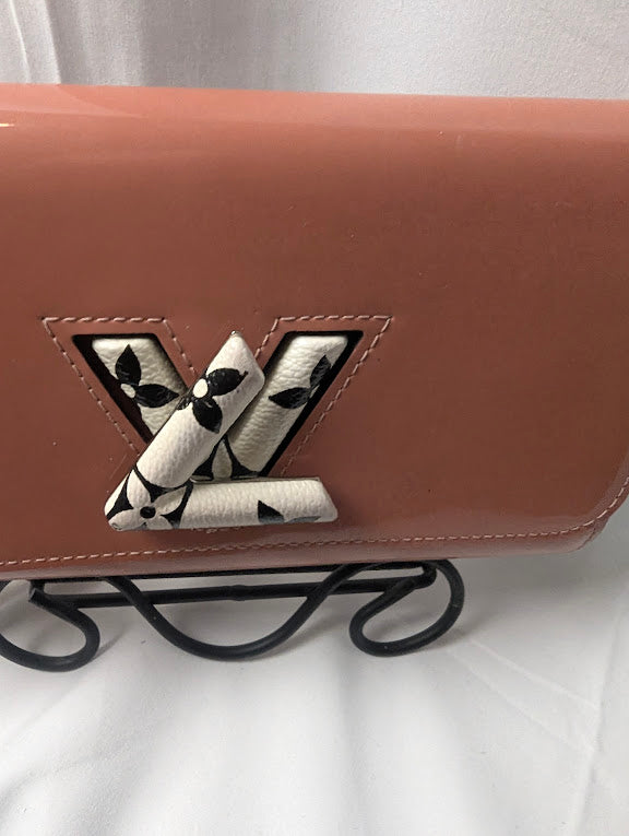 Louis Vuitton Patent Twist Long Wallet