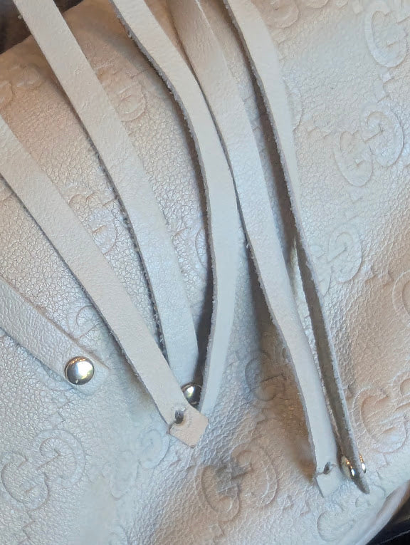 Gucci GG Indy Hobo Ivory Bamboo with Tassels Medium