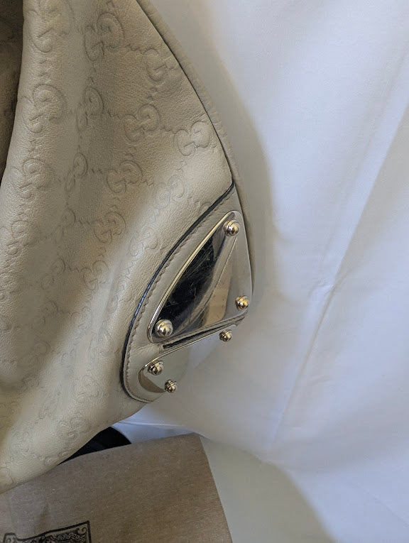 Gucci GG Indy Hobo Ivory Bamboo with Tassels Medium