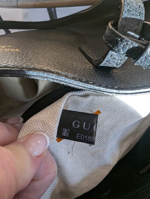 Gucci Black Leather Swing Tote