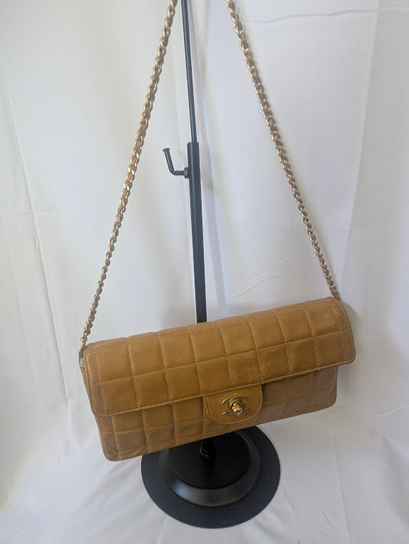 Chanel Chocolate Bar Flap East/West Quilted Lambskin Shoulder Bag – Caramel Brown