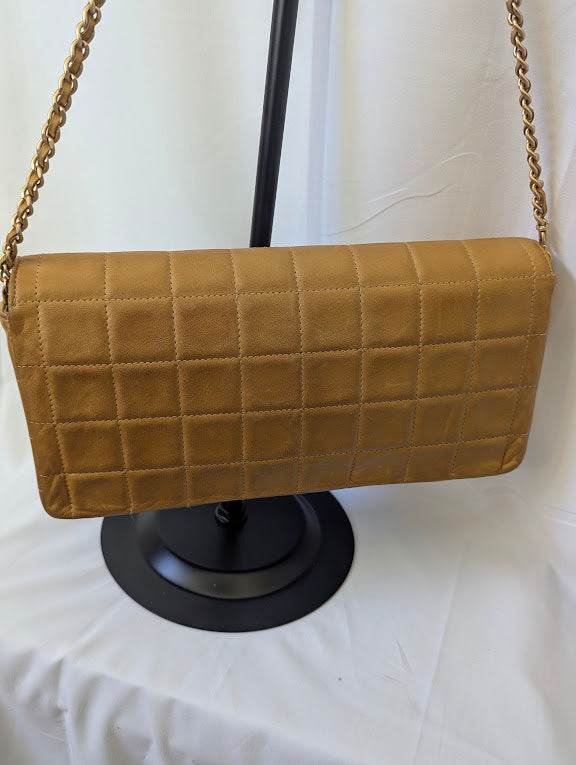 Chanel Chocolate Bar Flap East/West Quilted Lambskin Shoulder Bag – Caramel Brown