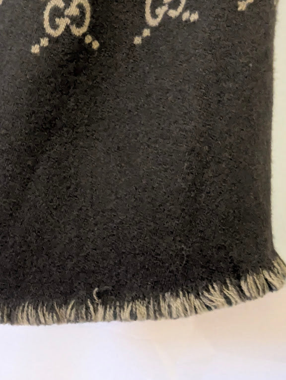 Gucci Brown and Tan GG - Dark Green Reversible Wool Scarf
