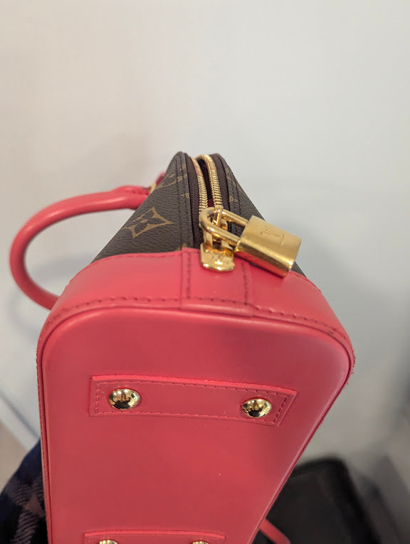 Louis Vuitton Totem Alma BB Flamingo Crossbody