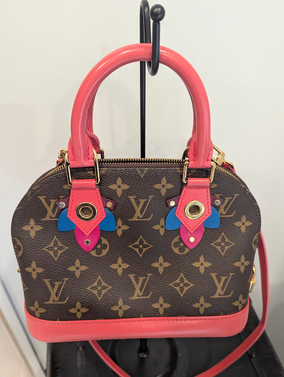 Louis Vuitton Totem Alma BB Flamingo Crossbody