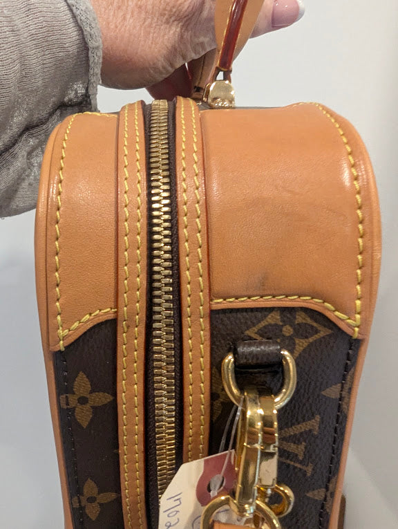 Louis Vuitton Valisette BB Crossbody
