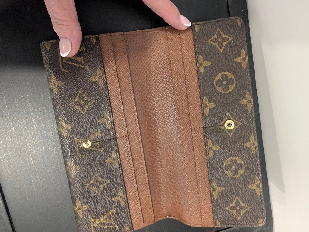 Louis Vuitton Louise Monogram Wallet