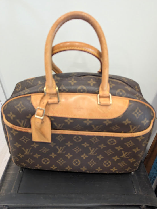 Louis Vuitton Monogram Deauville