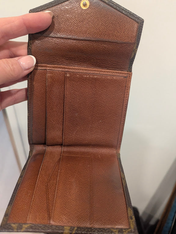 Louis Vuitton Monogram Elise Compact Wallet