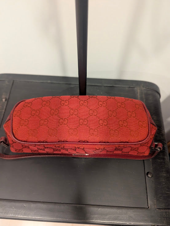 Gucci Boat Pochette Dark Red