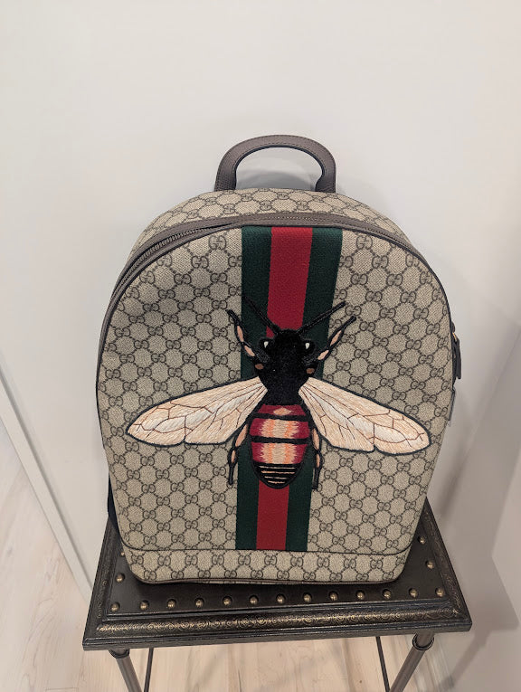 Gucci GG Supreme Animalier Embroidered Bee Backpack