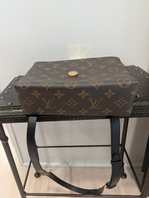 LOUIS VUITTON LOCKY BB