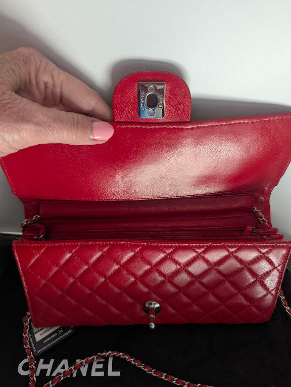 Chanel Quilted Chain Clutch Flap Red