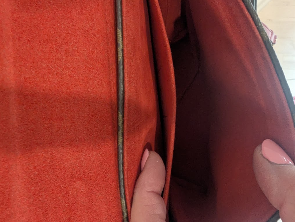 Louis Vuitton Locky BB Monogram Coquelicot