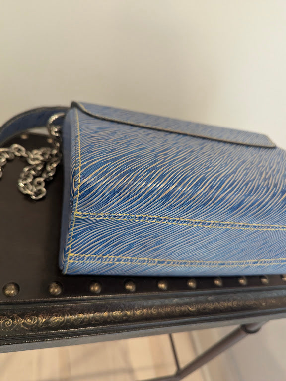 Louis Vuitton Twist PM Epi Lether Denim Blue