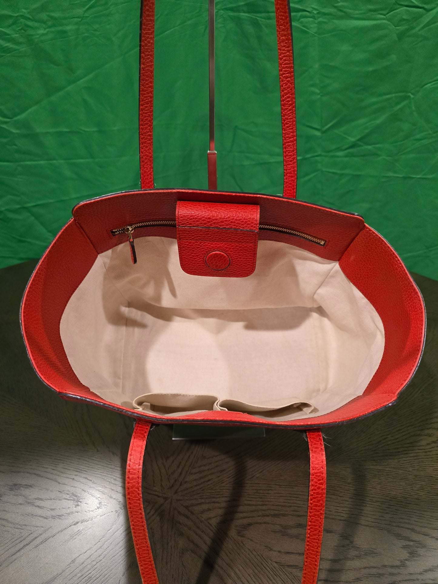 Gucci Swing Red Leather Tote with Matching Wallet