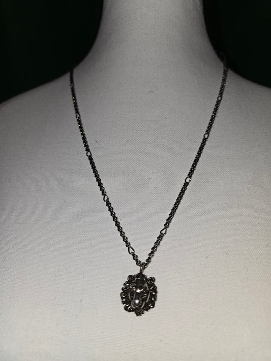 Gucci Lion Head Pendant Necklace - NEW
