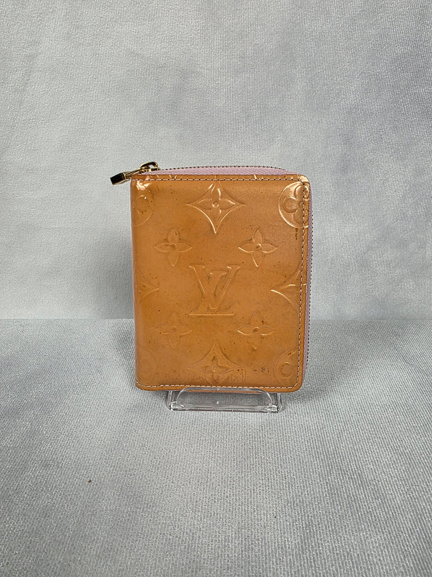 LOUIS VUITTON YELLOW BLOOM VERNIX COMPACT ZIPPER WALLET