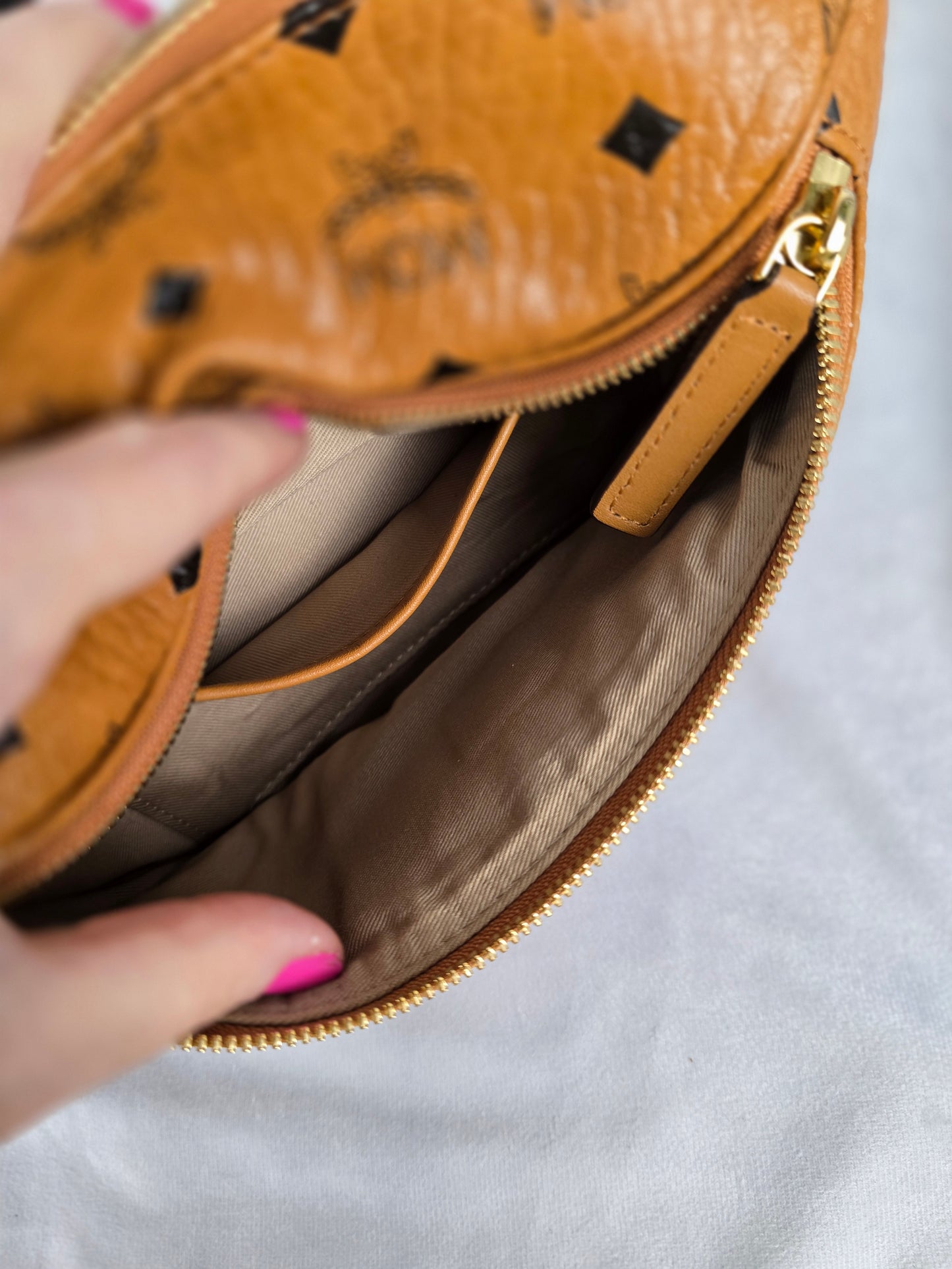 MCM MCM Visetos Cognac Bum Bag