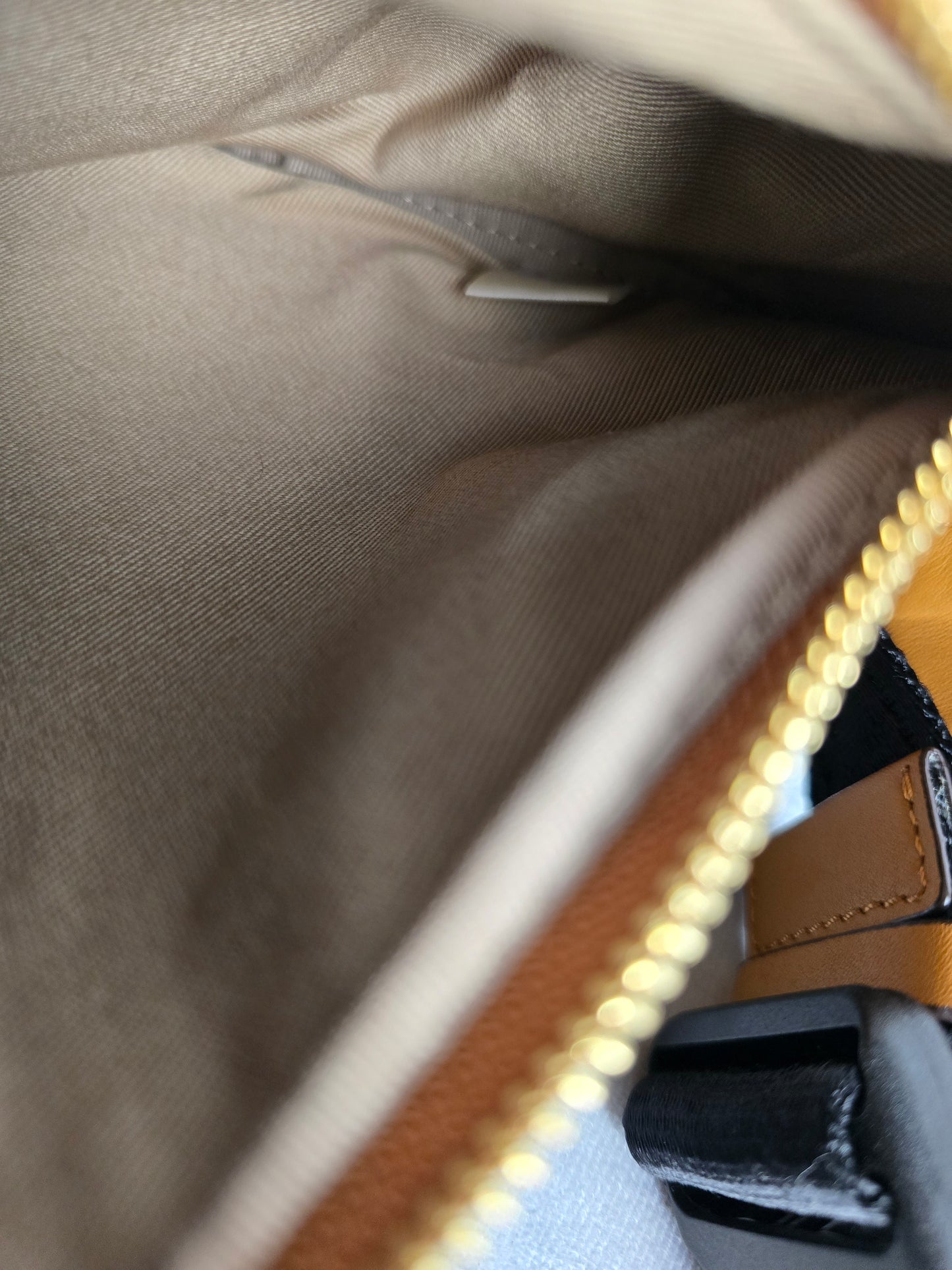 MCM MCM Visetos Cognac Bum Bag