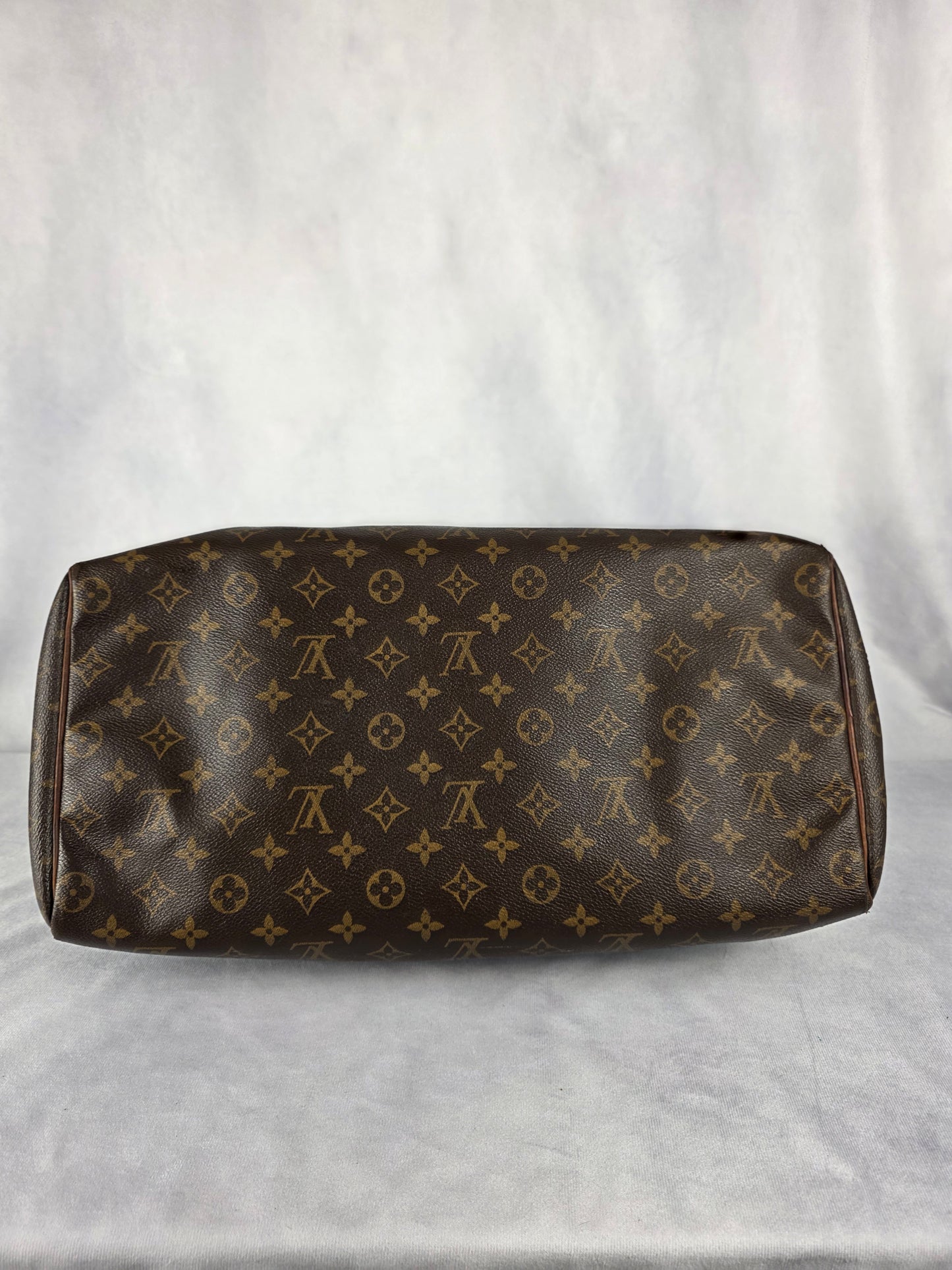 LOUIS VUITTON VINTAGE MONOGRAM CANVAS SPEEDY 40, SD