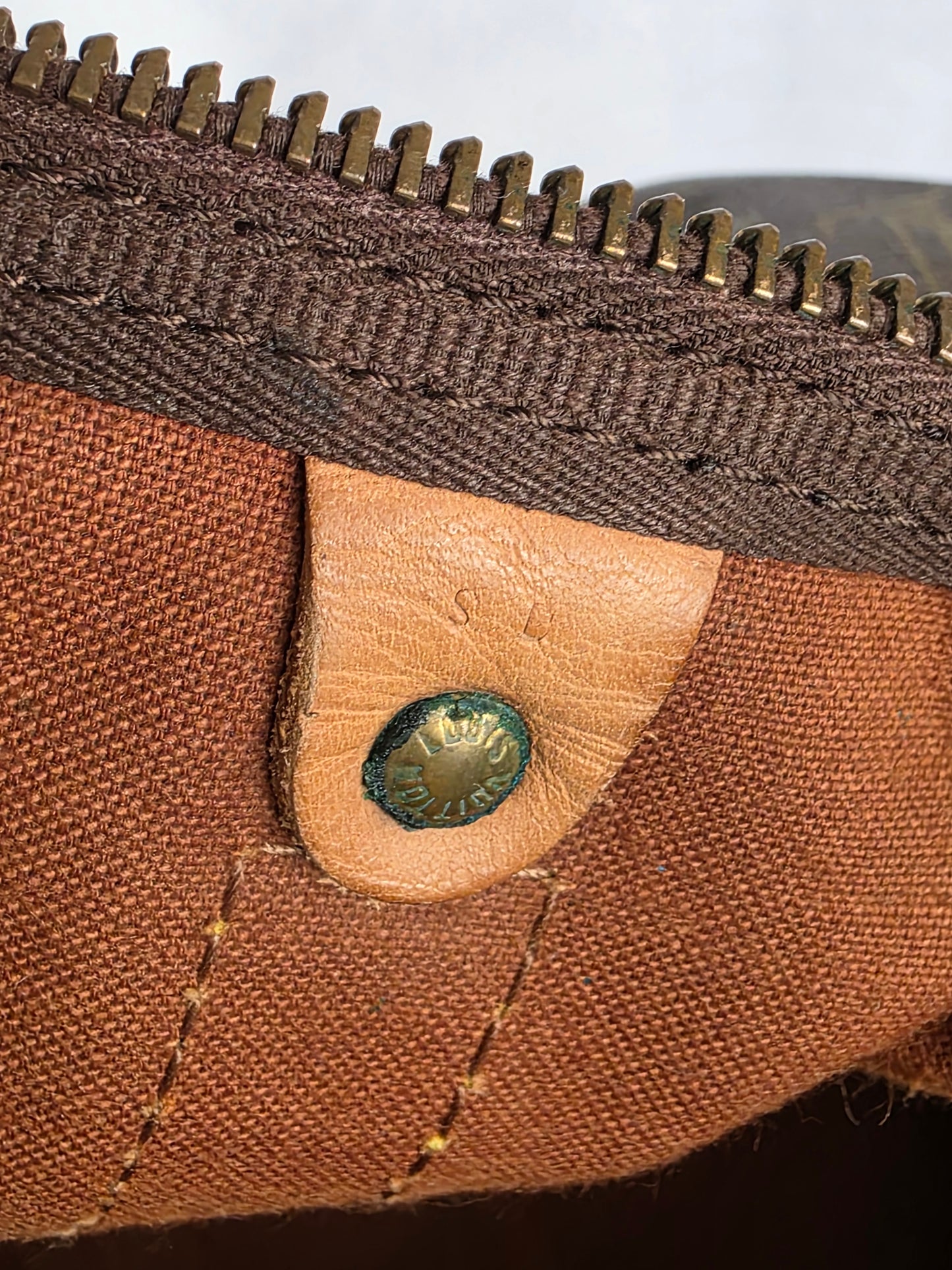 LOUIS VUITTON VINTAGE MONOGRAM KEEPALL 50 W/ LOCK AND KEY