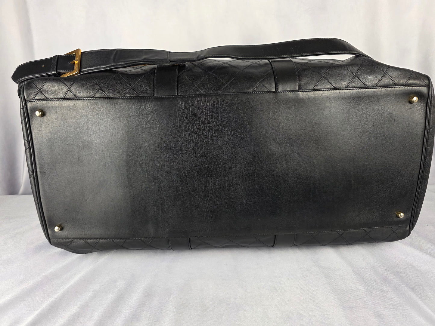 CHANEL VINTAGE & RARE DIAMOND QUILTED LAMBSKIN BLACK TRAVEL BAG, SIZE 60CM